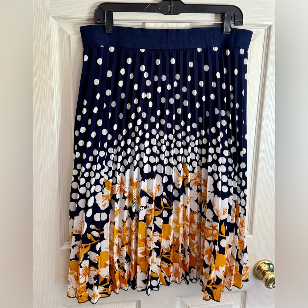 Metro Wear Pelted Floral Midi